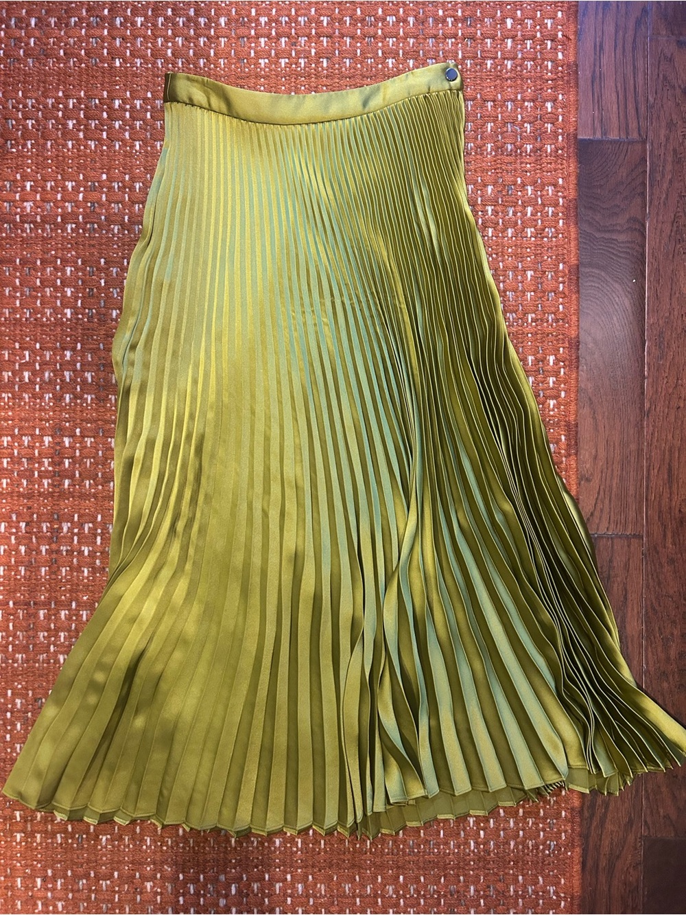 Zara Olive Green Pleated Midi Skirt - Women's